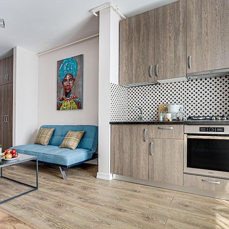 Ari Olive Apartment Near Atrium & Afi Mall Arad Exterior foto